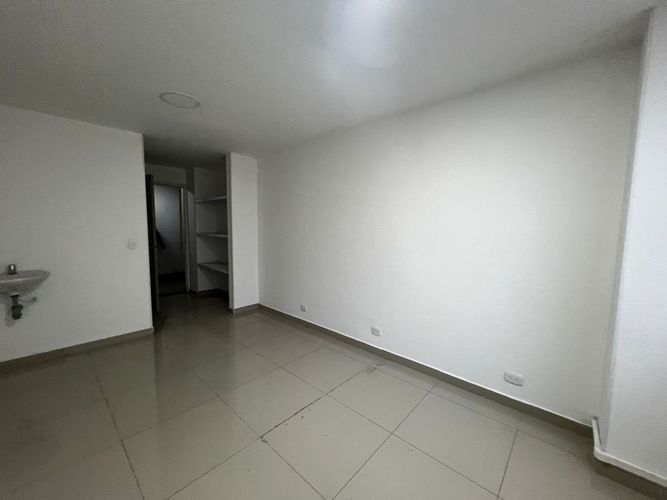 Consultorio en arriendo en San Jose Sur, Pereira, 9 m² · foto 12 de 12