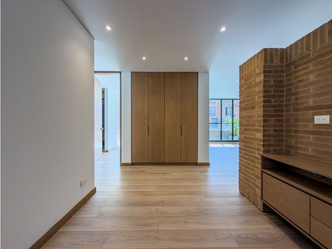 Apartamento en venta en San Patricio, Bogotá · foto 3 de 24