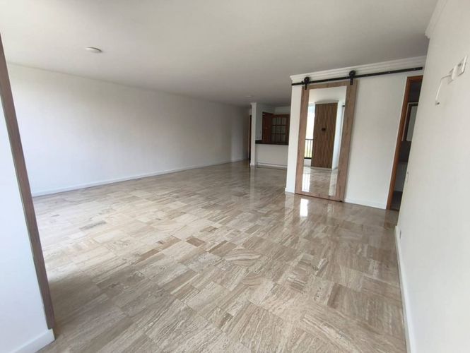 Apartamento de 2 alcobas en arriendo en El Poblado, Medellín, 130 m² · foto 12 de 16
