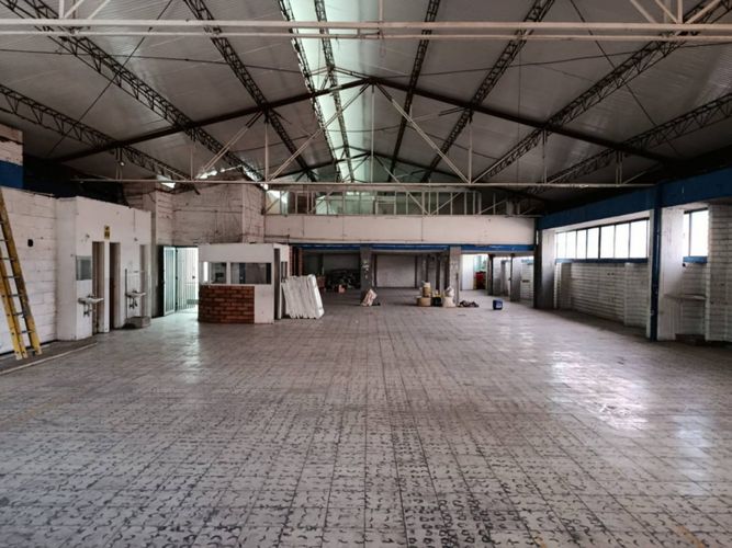 Bodega en arriendo en Colombia, Medellín, 439 m² · foto 3 de 14