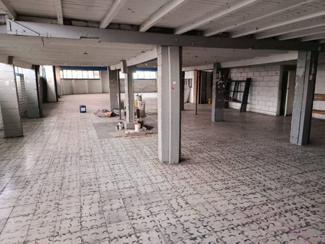 Bodega en arriendo en Colombia, Medellín, 439 m² · foto 5 de 14