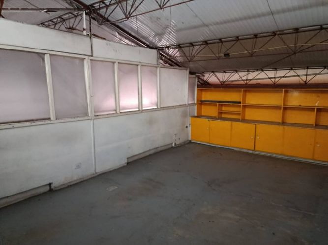Bodega en arriendo en Colombia, Medellín, 439 m² · foto 11 de 14