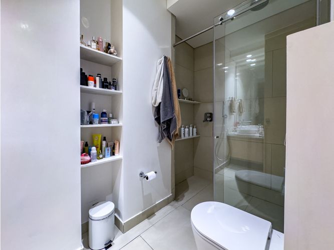 Apartamento de 1 alcoba en venta en Chico, Bogotá, 155 m² · foto 22 de 24