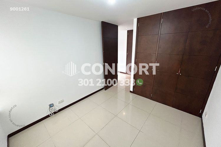 Apartamento de 3 alcobas en arriendo en Los Balsos, Medellín, 124 m² · foto 10 de 24