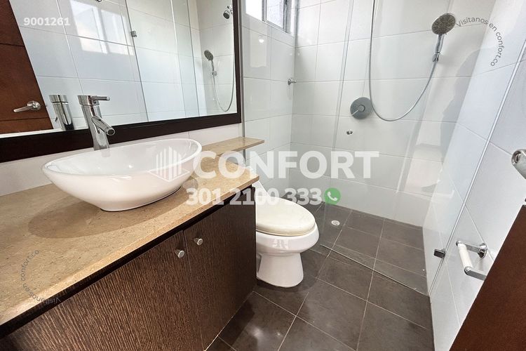 Apartamento de 3 alcobas en arriendo en Los Balsos, Medellín, 124 m² · foto 21 de 24