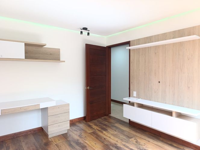 Apartamento de 3 alcobas en arriendo en Los Naranjos, Medellín, 210 m² · foto 12 de 19