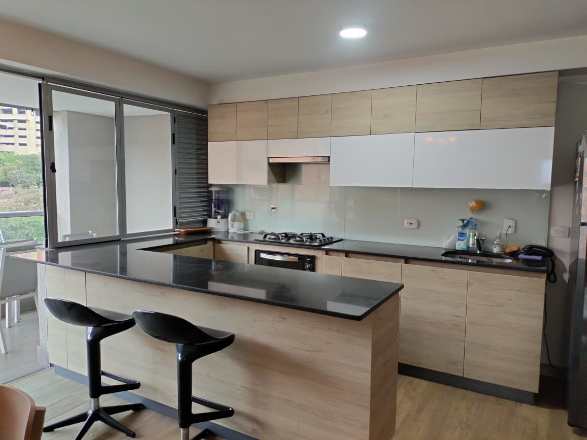 Apartamento en arriendo en El Poblado, Medellín · foto 7 de 18