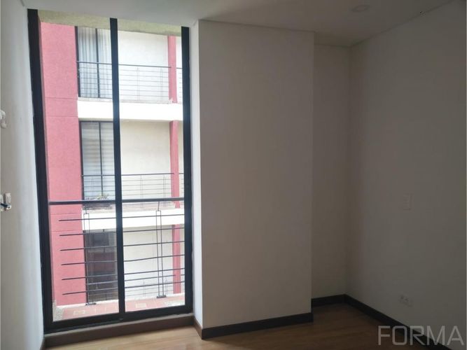 Apartamento en venta en La Estrella, Chía · foto 3 de 13