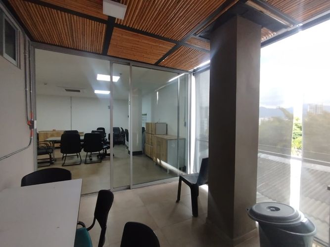 Oficina en arriendo en Pinares, Pereira, 47 m² · foto 5 de 9