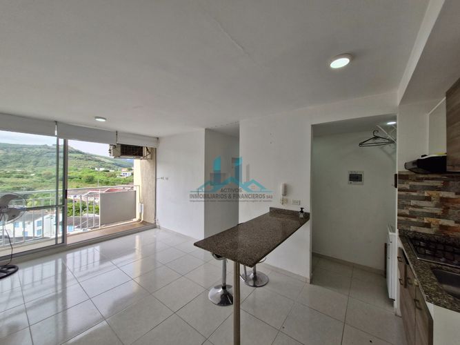 Apartamento de 3 alcobas en venta en Cr. La Maravilla, Girardot, 58 m² · foto 8 de 16