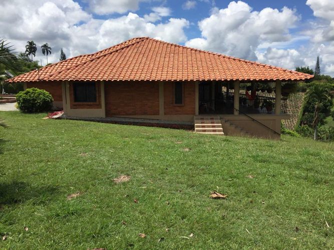 Casa de 5 alcobas en venta en Sector Parque Valencia, Armenia, 1200 m² · foto 21 de 24