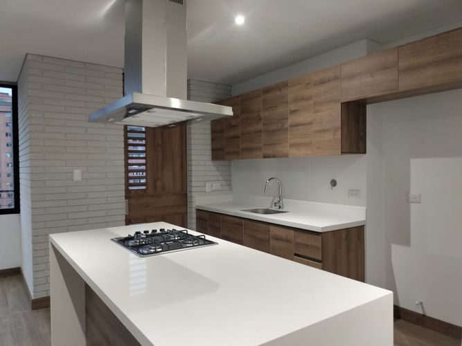 Apartamento de 3 alcobas en arriendo en El Poblado, Medellín, 107 m² · foto 7 de 16