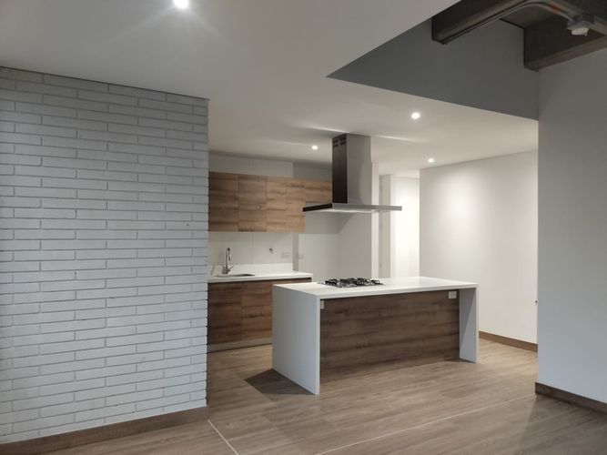 Apartamento de 3 alcobas en arriendo en El Poblado, Medellín, 107 m² · foto 9 de 16