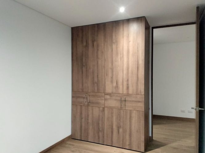 Apartamento de 3 alcobas en arriendo en El Poblado, Medellín, 107 m² · foto 14 de 16