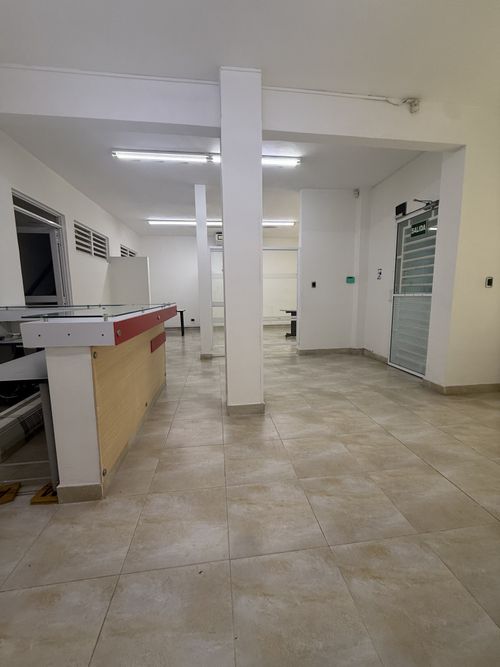 Casa de 5 alcobas en venta en San Vicente, Cali, 367 m² · foto 6 de 11