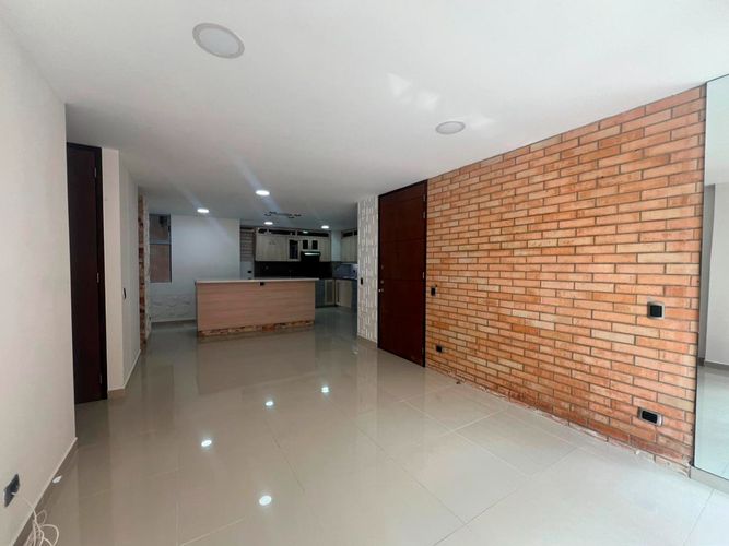 Apartamento de 3 alcobas en arriendo en Cumbres, Envigado, 150 m² · foto 4 de 20