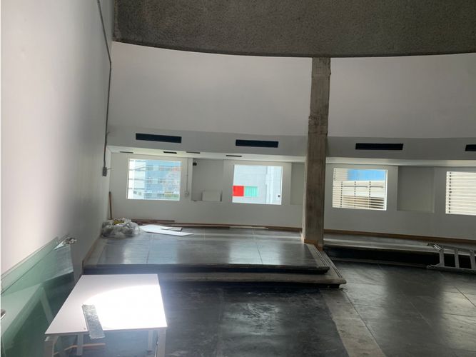 Local en arriendo en Los Balsos, Medellín, 728 m² · foto 7 de 17