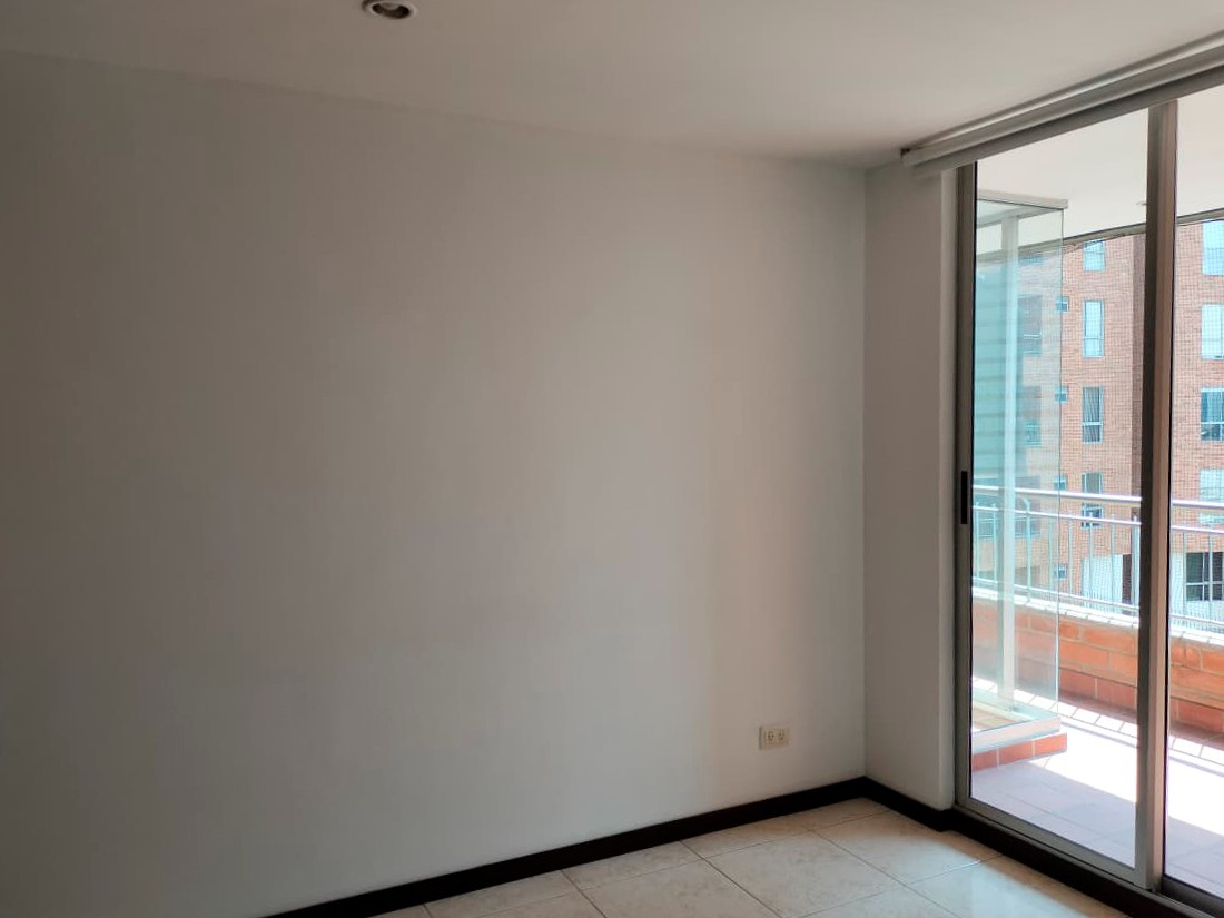Apartamento en arriendo en El Poblado, Medellín · foto 17 de 19