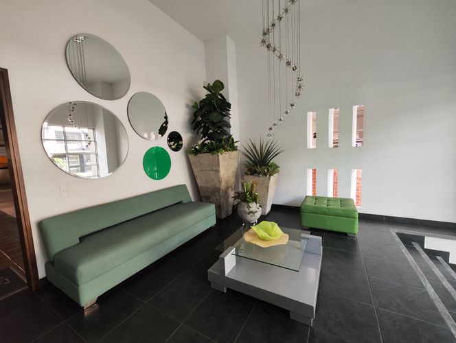 Apartamento de 3 alcobas en arriendo en Laureles, Medellín, 115 m² · foto 2 de 20