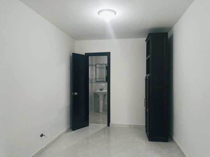 Casa de 4 alcobas en venta en Las Playas, Medellín, 130 m² · foto 10 de 17