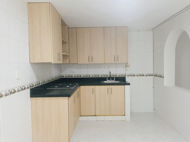 Casa de 4 alcobas en venta en Las Playas, Medellín, 130 m² · foto 6 de 17
