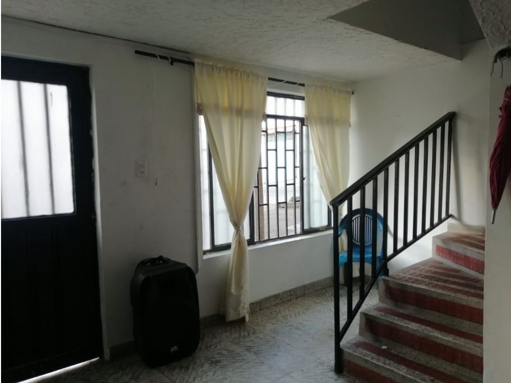 Casa en venta en San Jose Sur, Pereira · foto 3 de 10