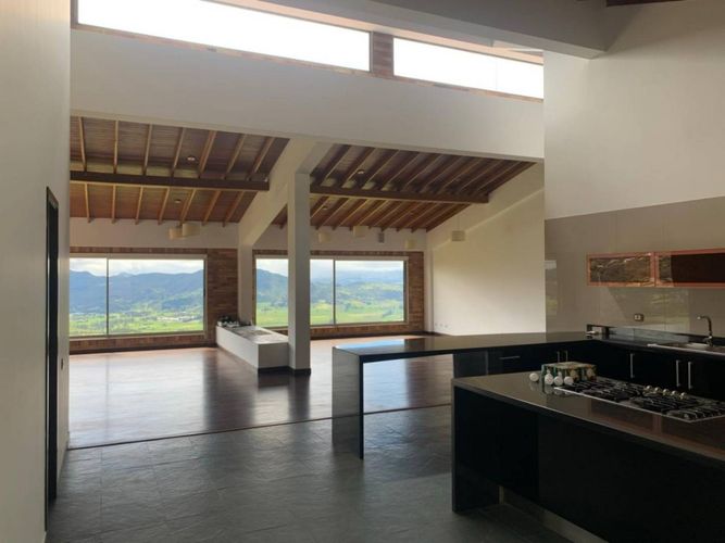 Casa de 3 alcobas en venta en Yerbabuena, Sopó, 370 m² · foto 12 de 21