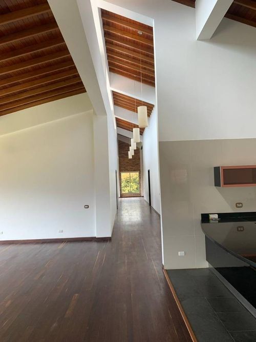 Casa de 3 alcobas en venta en Yerbabuena, Sopó, 370 m² · foto 13 de 21