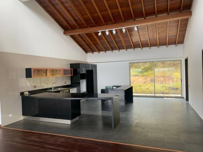 Casa de 3 alcobas en venta en Yerbabuena, Sopó, 370 m² · foto 15 de 21