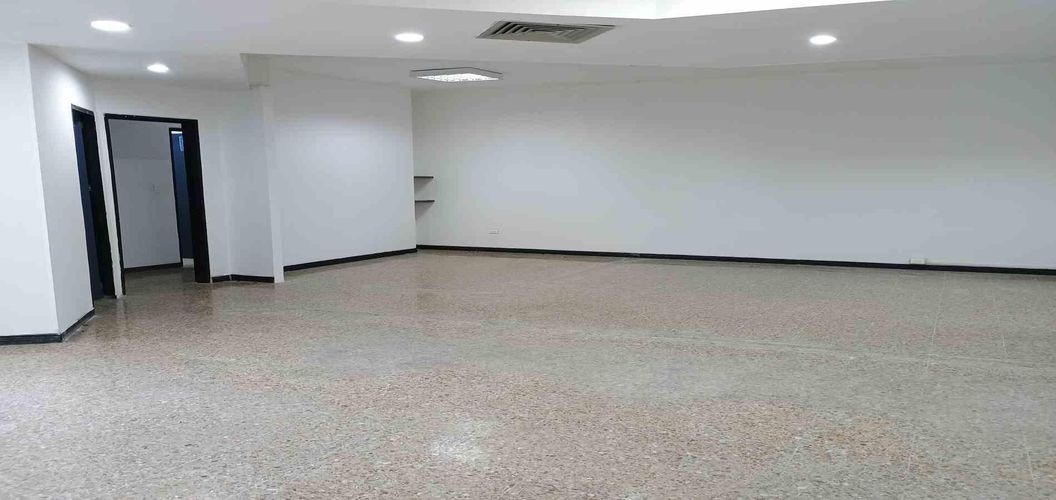 Local en arriendo en Cr. Quintas De San Sebastian, Armenia, 80 m² · foto 2 de 16