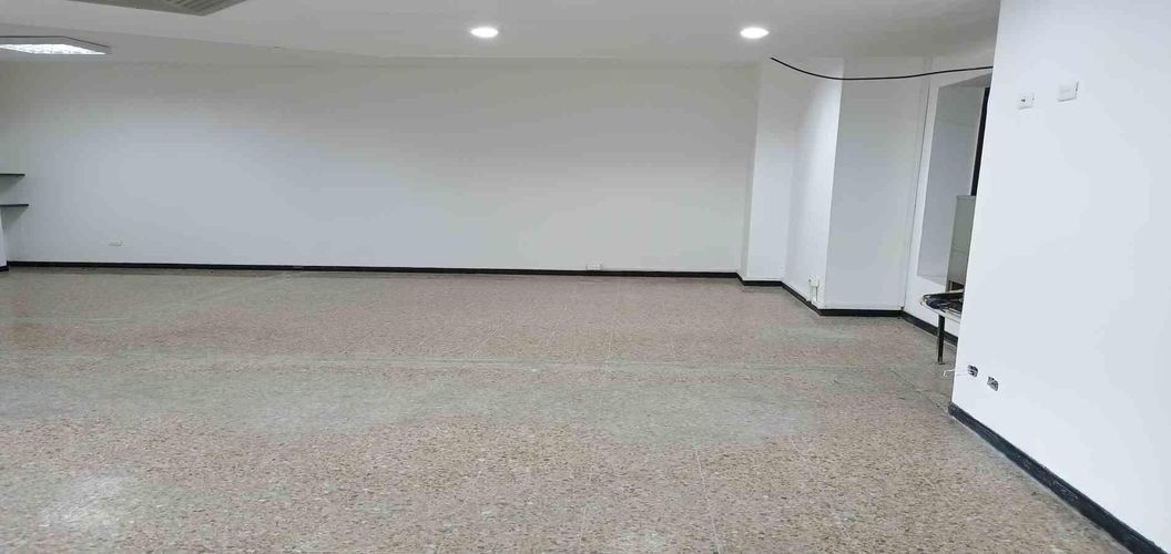Local en arriendo en Cr. Quintas De San Sebastian, Armenia, 80 m² · foto 3 de 16