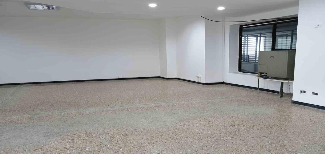 Local en arriendo en Cr. Quintas De San Sebastian, Armenia, 80 m² · foto 4 de 16