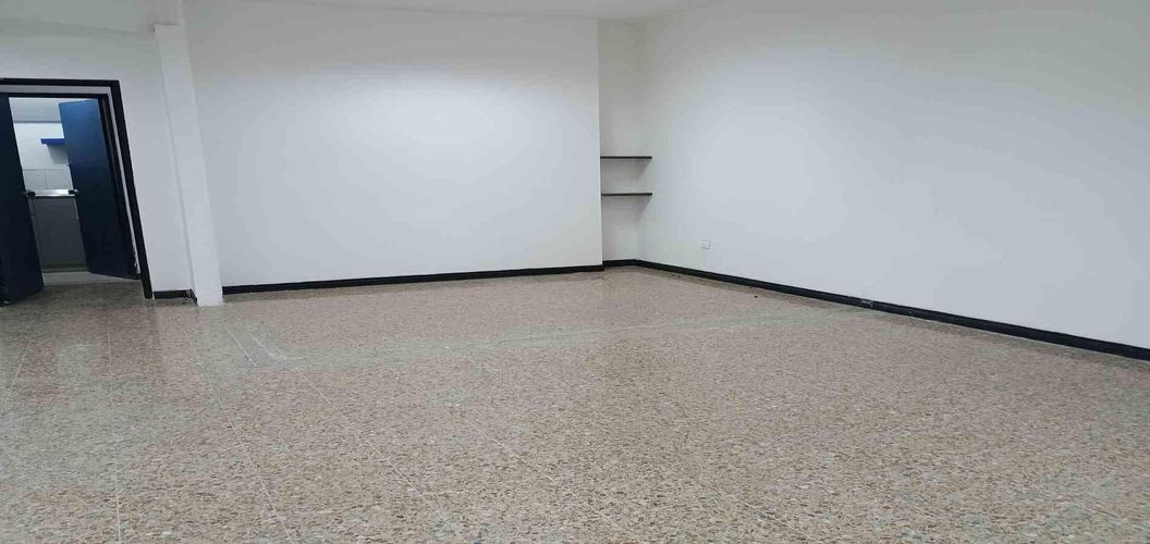 Local en arriendo en Cr. Quintas De San Sebastian, Armenia, 80 m² · foto 9 de 16