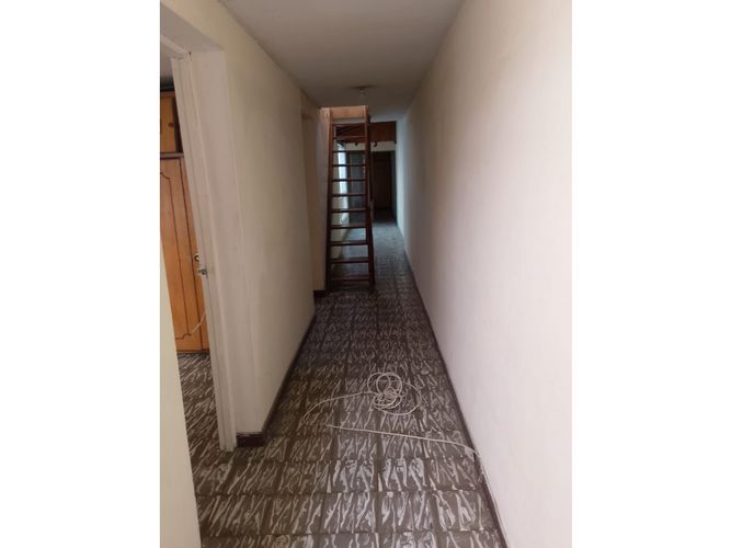 Casa de 6 alcobas en venta en Santa Mónica, Medellín, 250 m² · foto 13 de 24