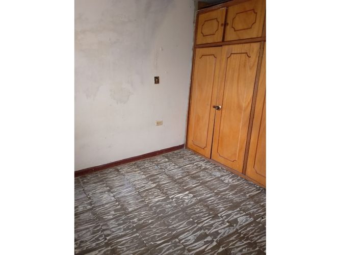 Casa de 6 alcobas en venta en Santa Mónica, Medellín, 250 m² · foto 21 de 24
