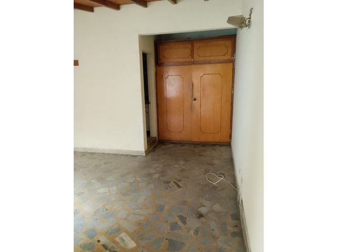 Casa de 6 alcobas en venta en Santa Mónica, Medellín, 250 m² · foto 22 de 24