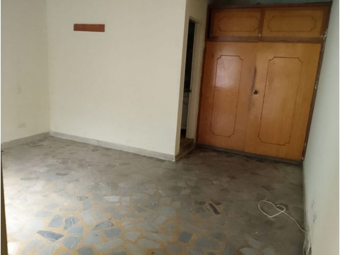 Casa de 6 alcobas en venta en Santa Mónica, Medellín, 250 m² · foto 23 de 24