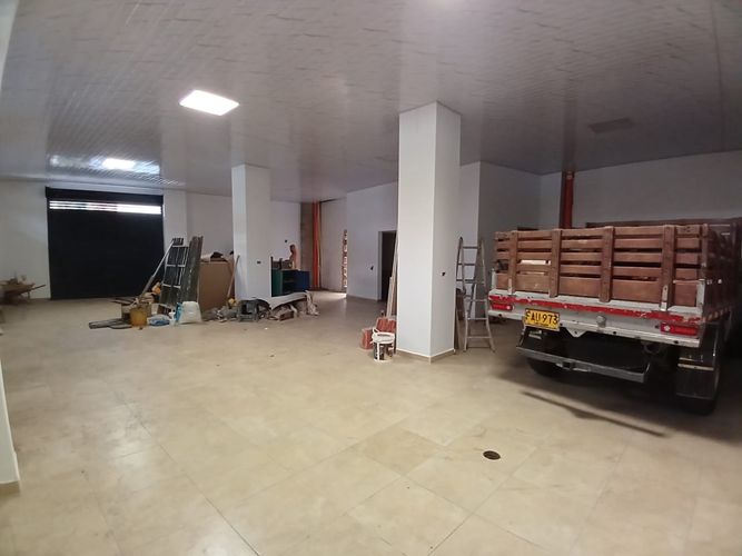 Bodega en arriendo en Guayabal, Medellín, 165 m² · foto 11 de 13