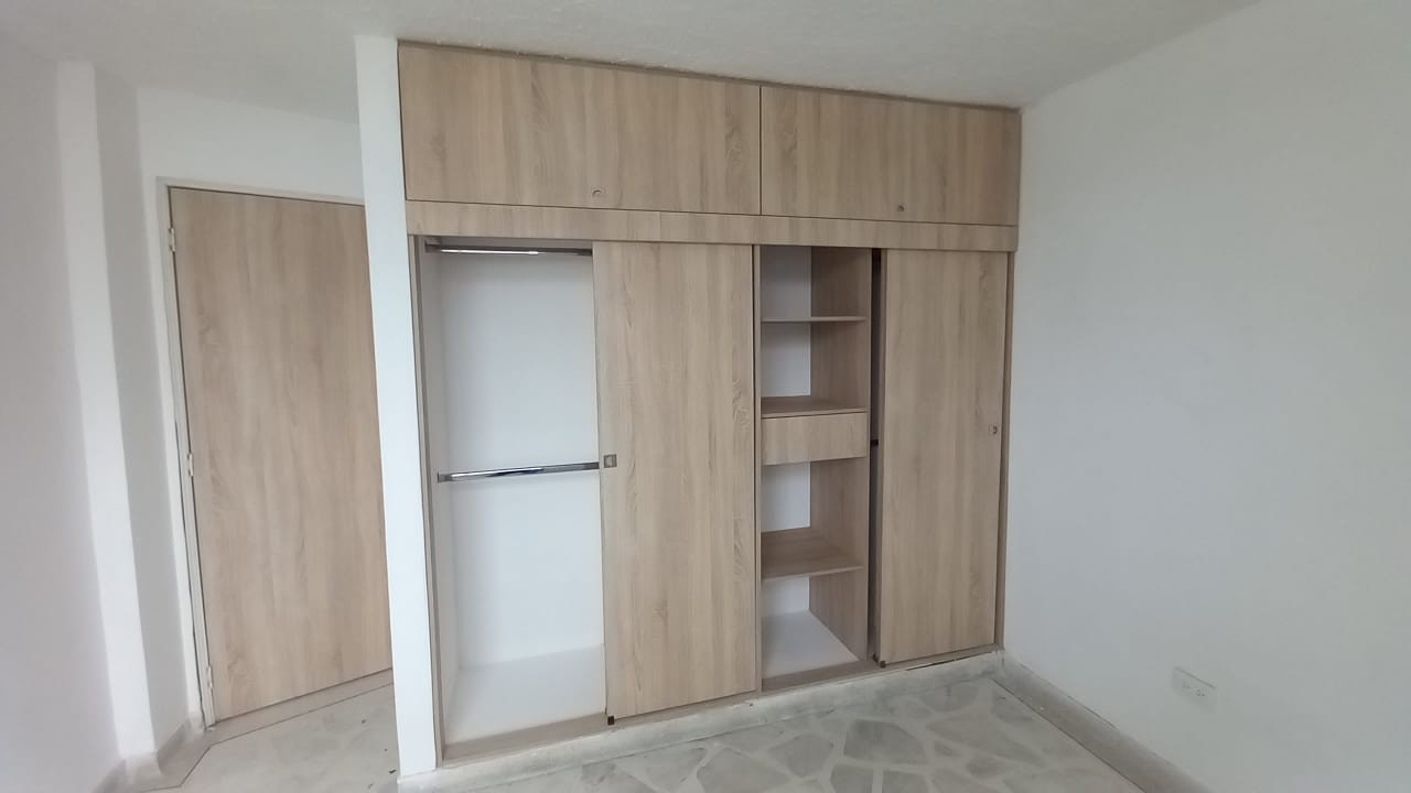 Apartamento en venta en Los Almendros, Pereira · foto 6 de 19