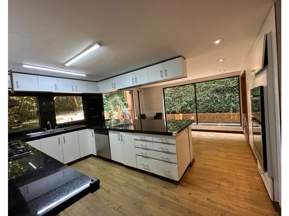 Apartamento en venta en Santa Ana Oriental, Bogotá · foto 8 de 21