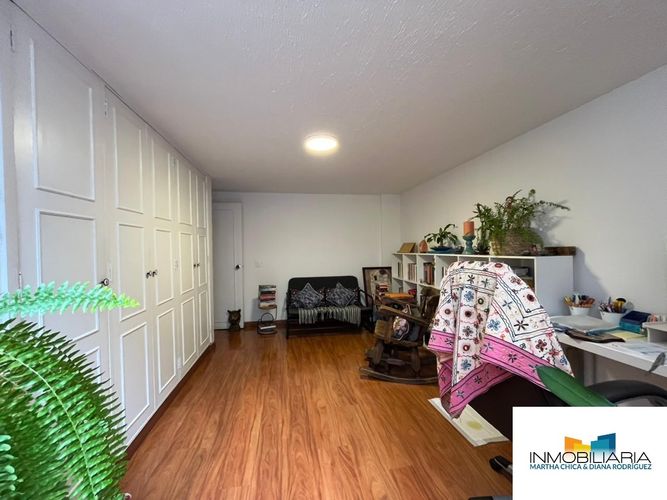 Apartamento de 3 alcobas en venta en Quinta Camacho, Bogotá, 171 m² · foto 14 de 15