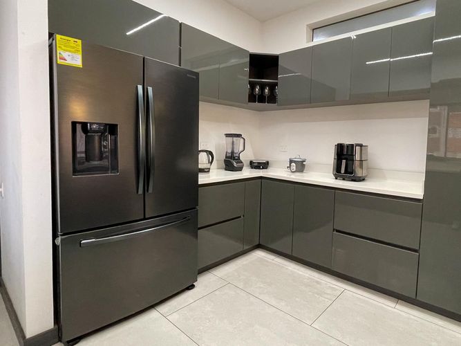 Apartamento de 5 alcobas en venta en El Poblado, Medellín, 262 m² · foto 4 de 24