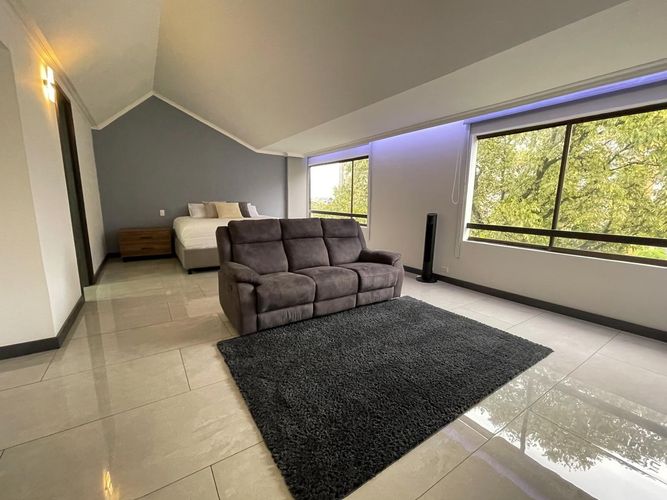 Apartamento de 5 alcobas en venta en El Poblado, Medellín, 262 m² · foto 16 de 24