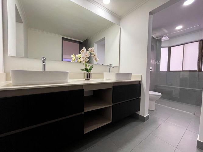 Apartamento de 5 alcobas en venta en El Poblado, Medellín, 262 m² · foto 23 de 24
