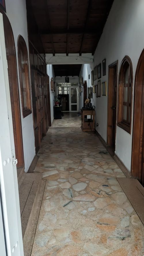 Casa de 4 alcobas en venta en Los Profesionales, Armenia, 231 m² · foto 7 de 12