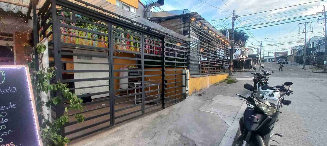 Casa de 5 alcobas en venta en Sector Parque Valencia, Armenia, 230 m² · foto 8 de 19