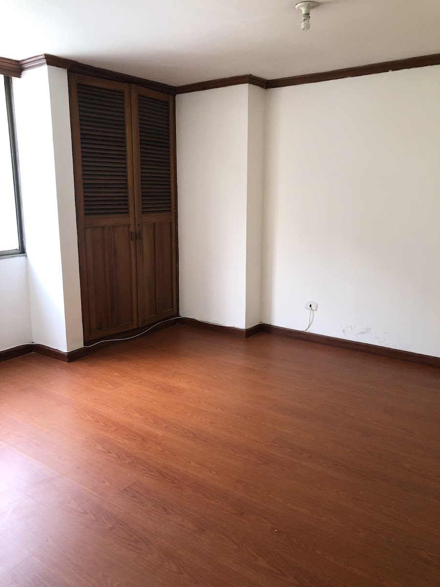 Apartamento en venta en La Francia, Manizales · foto 11 de 21