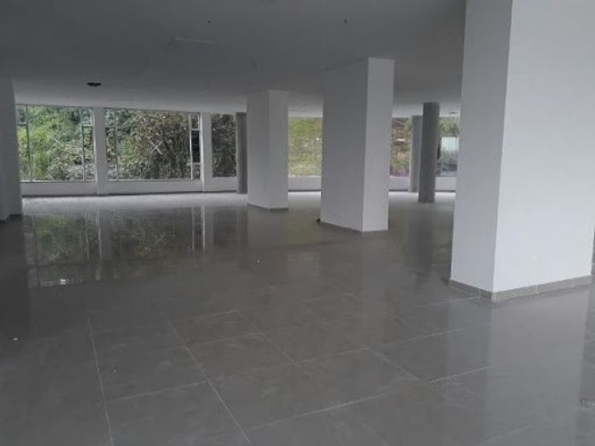 Local en venta en Avenida Alberto Mendoza, Manizales, 668 m² · foto 9 de 9