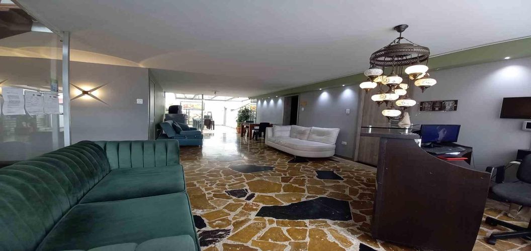 Edificio en arriendo en Palermo, Manizales, 306 m² · foto 2 de 24