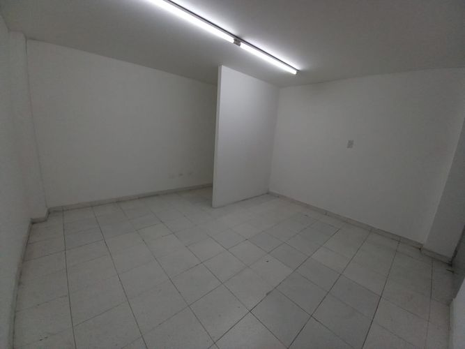 Oficina en arriendo en El Centro, Manizales, 131 m² · foto 9 de 24